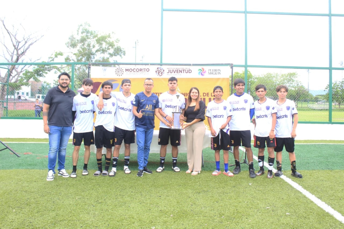 Se lleva Mocorito Cabecera Municipal trofeo de campeón en cuadrangular del Día Internacional de la Juventud.
