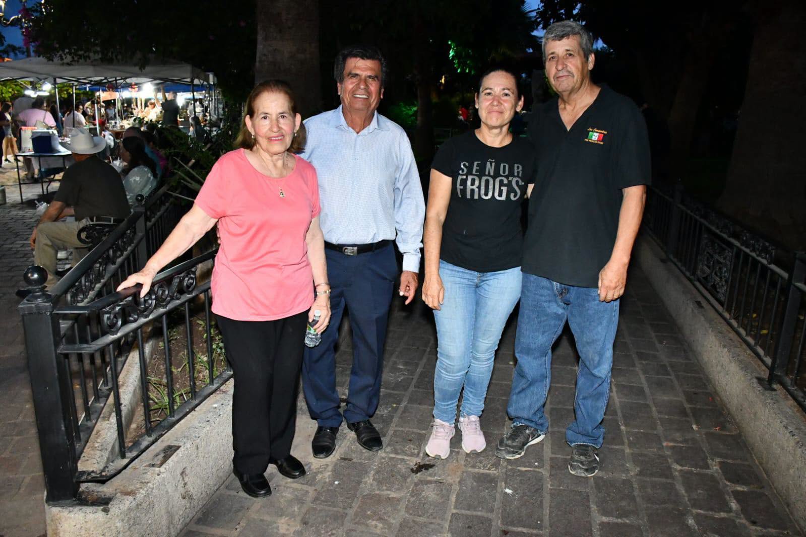 ¡Mocorito disfrutó de una gran noche de Viernes de Plaza!