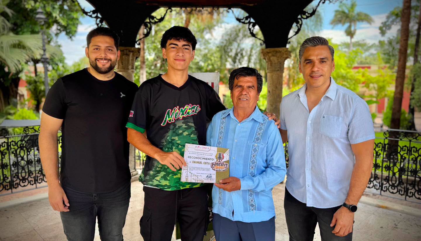 Joven beisbolista Emanuel Cota comparte su historia de esfuerzo y superación en el podcast "En Corto Con..."