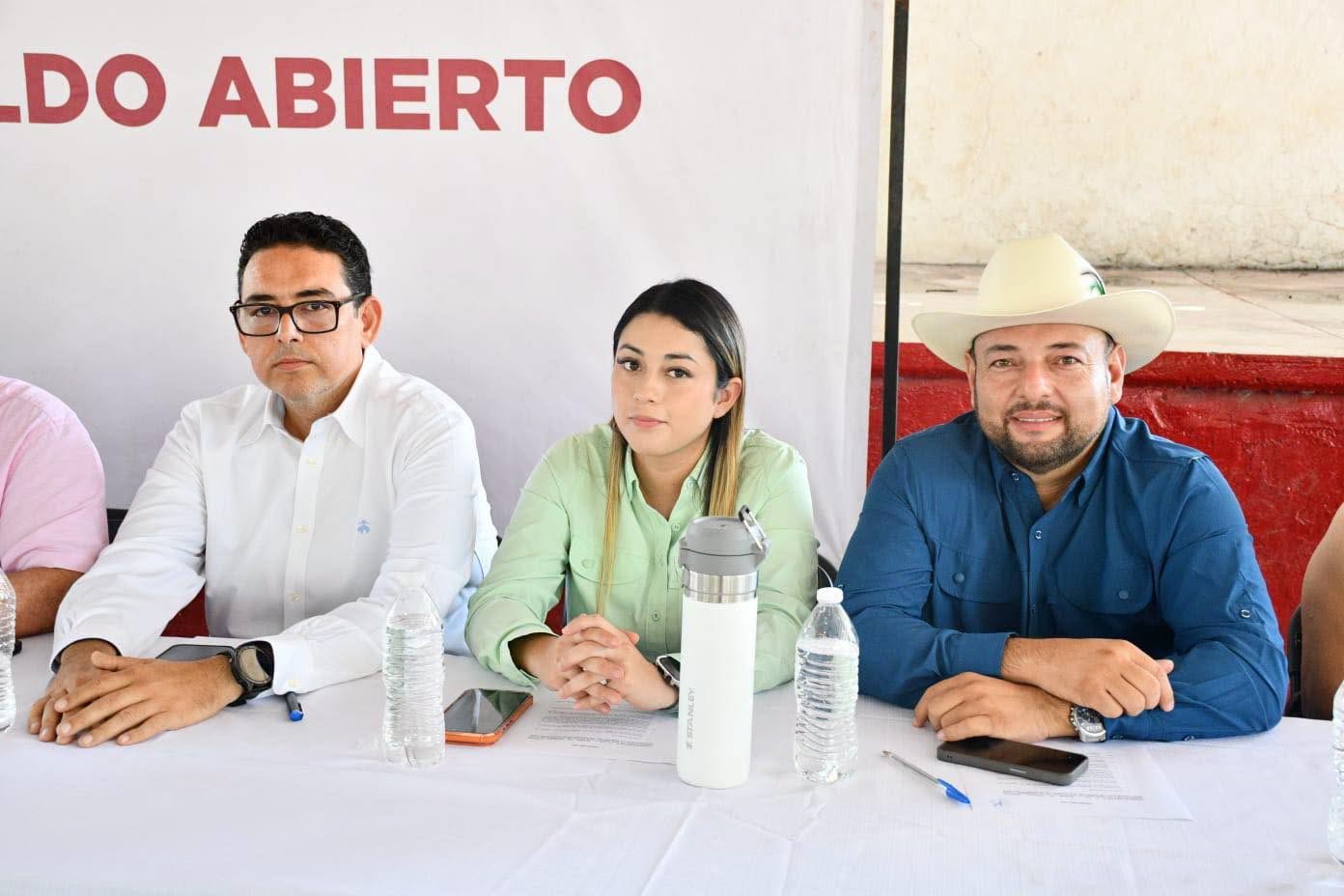 Cabildo Abierto acerca al Gobierno Municipal con las comunidades de la sindicatura de San Benito