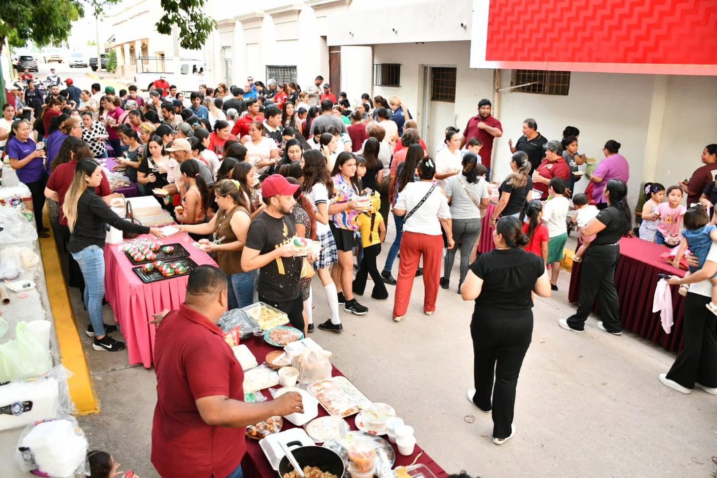 Culminan festejos por el 236 aniversario de Pericos con muestra gastronómica
